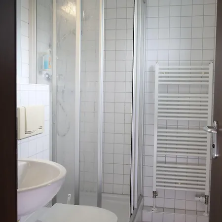 Szálloda Strandhotel Senftenberger Senftenberg