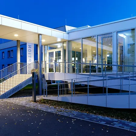 Strandhotel Senftenberger 3*