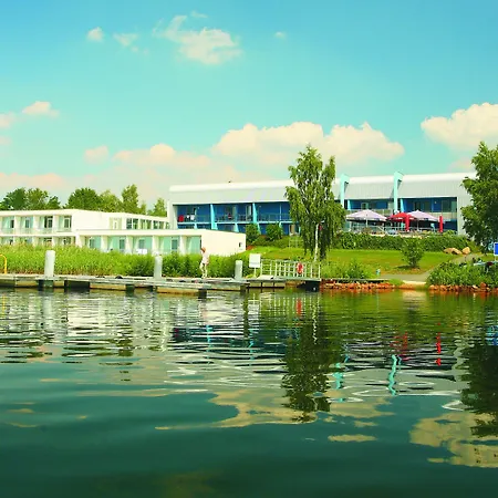 Strandhotel Senftenberger See سنفتنبرغ