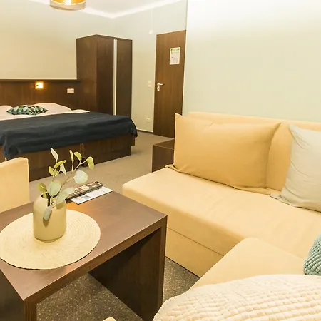 Hotel Strandhotel Senftenberger 3*