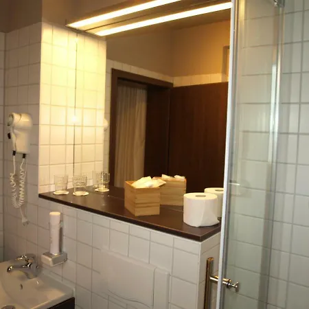 Szálloda Strandhotel Senftenberger Senftenberg