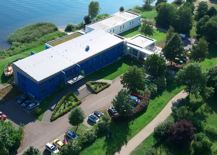 Strandhotel Senftenberger See فندق سنفتنبرغ