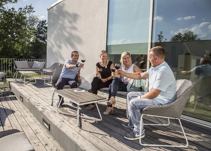 Strandhotel Senftenberger See 3*