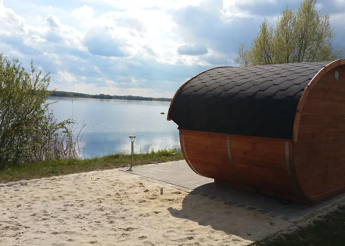 فندق Strandhotel Senftenberger See 3*