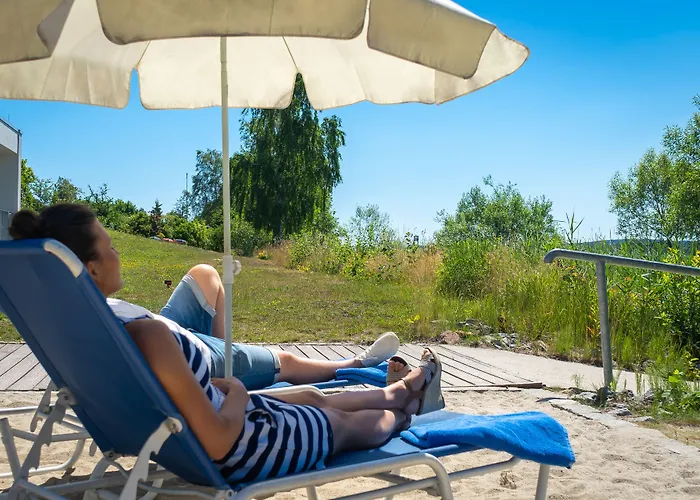 Strandhotel Senftenberger See 3* سنفتنبرغ