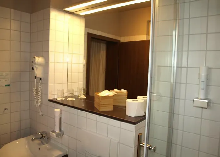 فندق Strandhotel Senftenberger See سنفتنبرغ